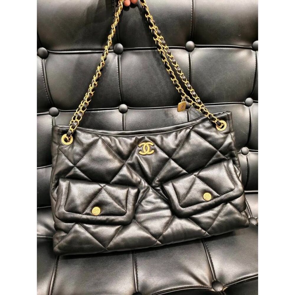 Chanel Women Pre-Loved Bag Very Good Condition